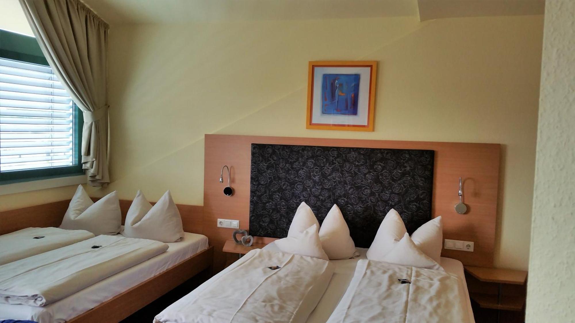 Hotel Ifen Wiesloch Exterior photo